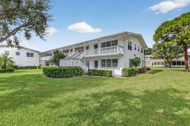265 Windsor L, West Palm Beach, FL 33417