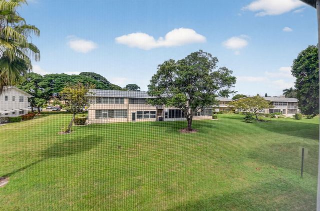 265 Windsor L, West Palm Beach, FL 33417