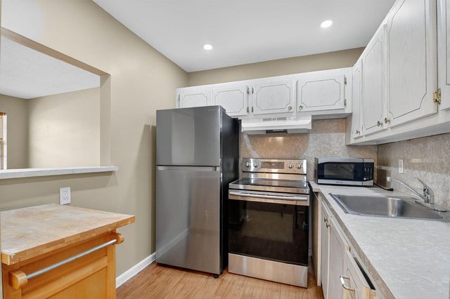 265 Windsor L, West Palm Beach, FL 33417