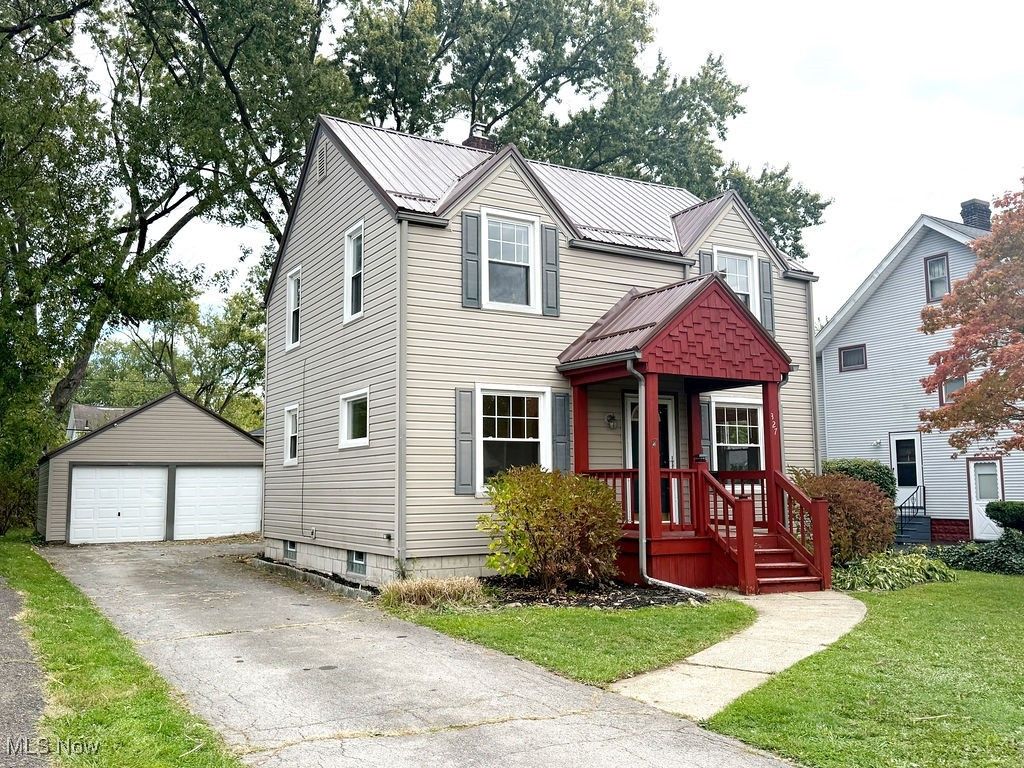 327 Adelaide, Warren, OH 44483
