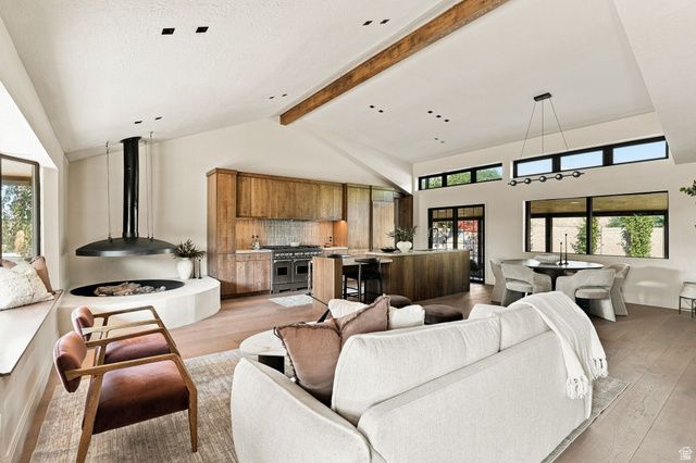 3983 S MERCURY DR, Holladay, UT 84124
