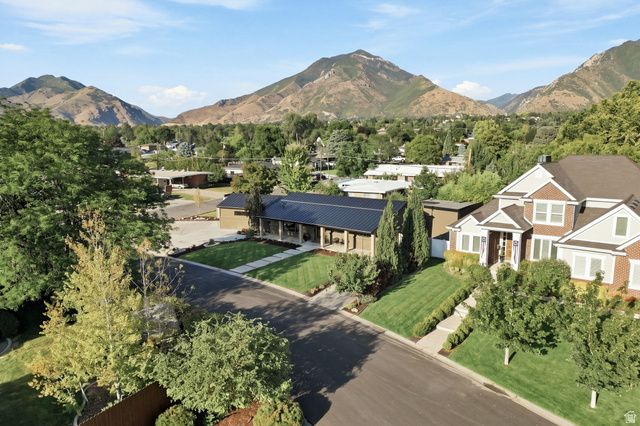 3983 S MERCURY DR, Holladay, UT 84124