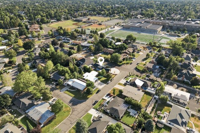 3983 S MERCURY DR, Holladay, UT 84124