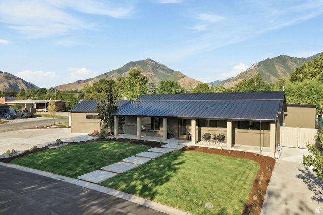 3983 S MERCURY DR, Holladay, UT 84124