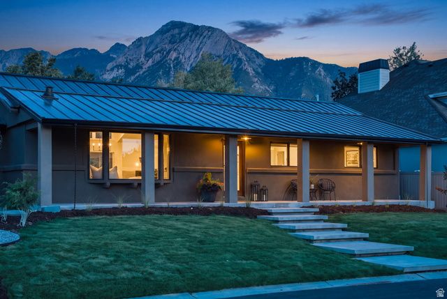 3983 S MERCURY DR, Holladay, UT 84124