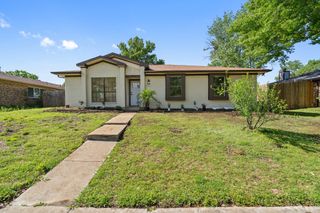 1742 Canterbury Lane, Lewisville, TX 75067