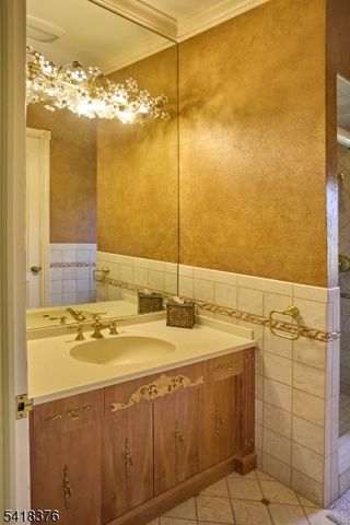 15 Michelle Way, Montville Twp., NJ 07058