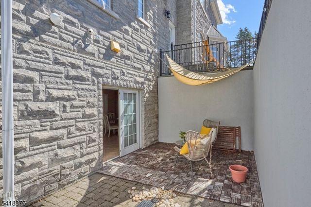 15 Michelle Way, Montville Twp., NJ 07058