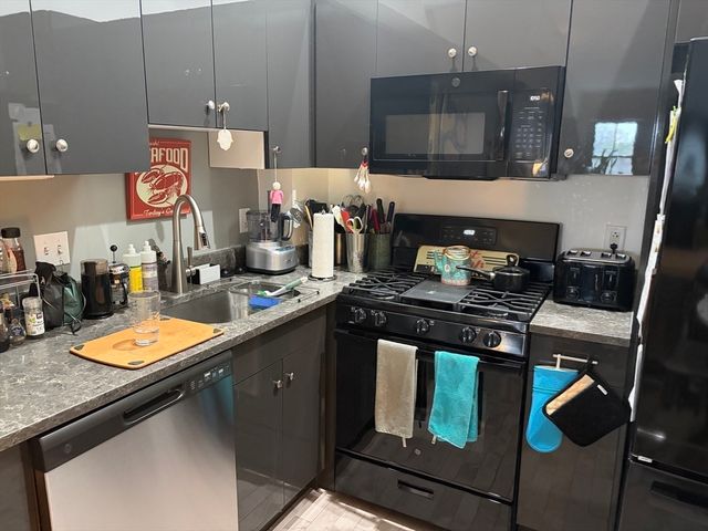 70-72 Northampton 302, Boston, MA 02118