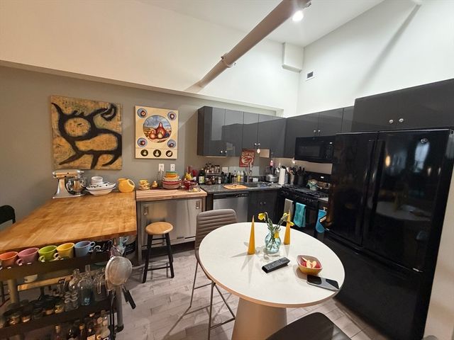 70-72 Northampton 302, Boston, MA 02118