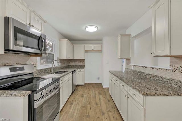 1110 74th ST, Newport News, VA 23605