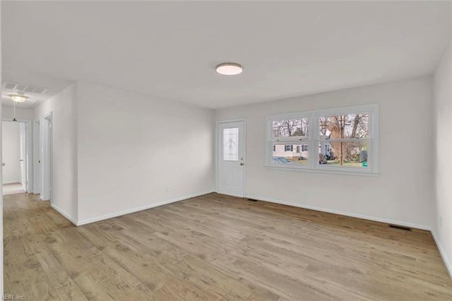 1110 74th ST, Newport News, VA 23605