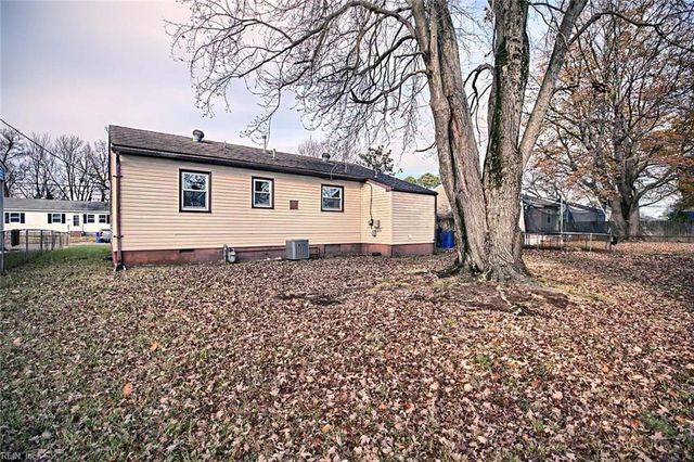 1110 74th ST, Newport News, VA 23605