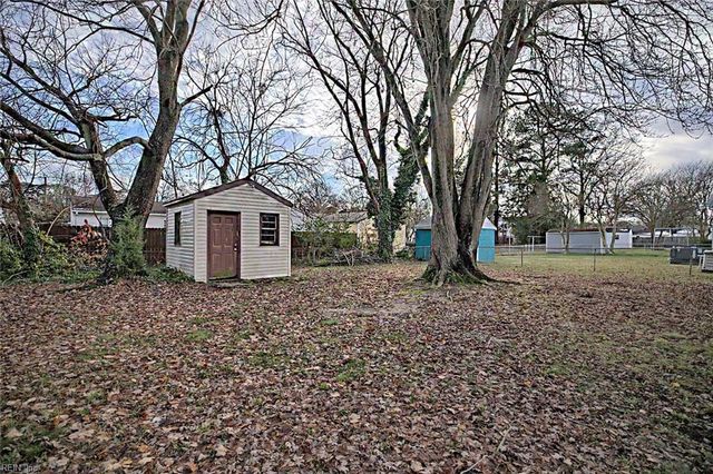 1110 74th ST, Newport News, VA 23605