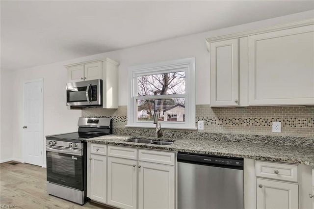 1110 74th ST, Newport News, VA 23605