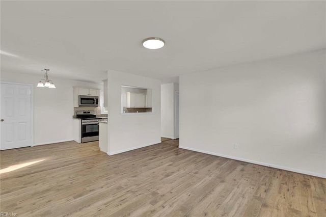 1110 74th ST, Newport News, VA 23605