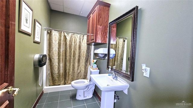 5301 S Mccoll Road, Edinburg, TX 78539