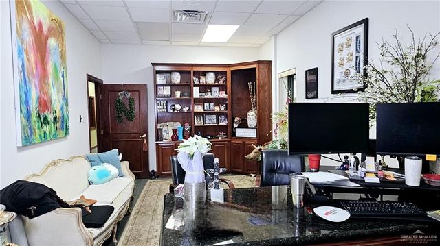 5301 S Mccoll Road, Edinburg, TX 78539