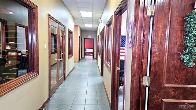 5301 S Mccoll Road, Edinburg, TX 78539