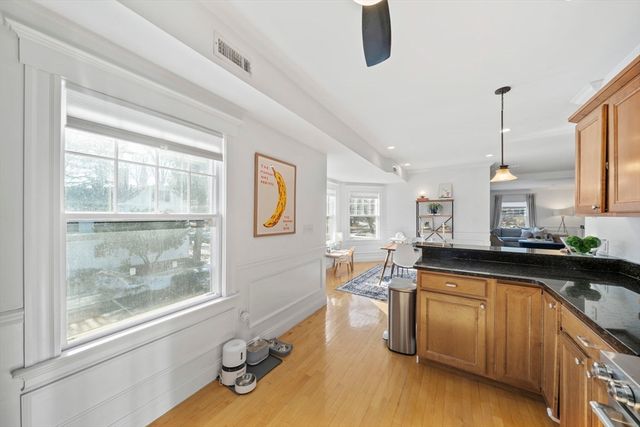 40 Pleasant St 2, Arlington, MA 02476