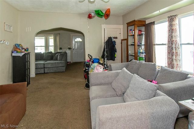 4211 Trowbridge Avenue, Cleveland, OH 44109