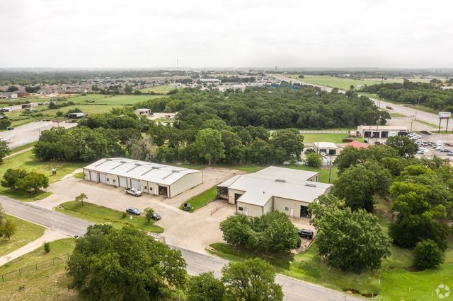 113 Temple Hall Highway, Granbury, TX 76049