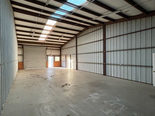 113 Temple Hall Highway, Granbury, TX 76049