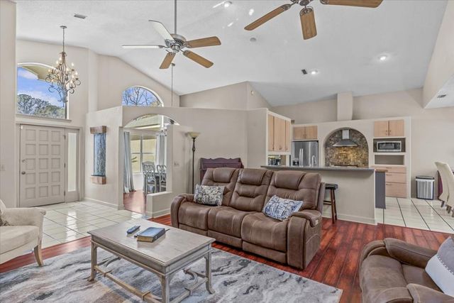 218 W Roxbury, Dothan, AL 36305