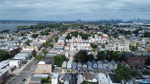 93 27th Street, Bayonne, NJ 07002