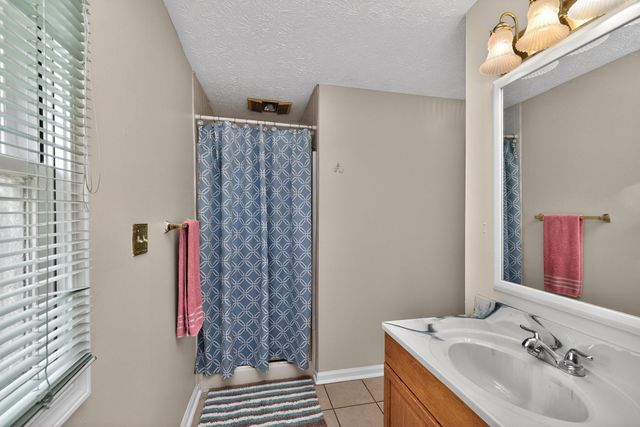 679 Sheridan Drive, Lexington, KY 40503