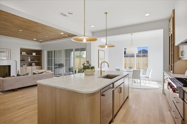 6804 Santa Maria Lane, Dallas, TX 75214