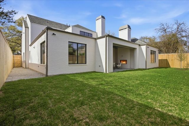 6804 Santa Maria Lane, Dallas, TX 75214