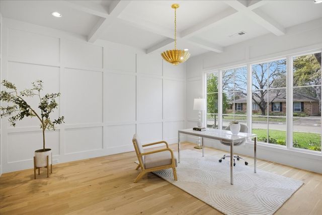 6804 Santa Maria Lane, Dallas, TX 75214