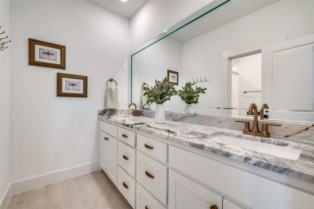 810 Cavitt Court N, Prosper, TX 75078