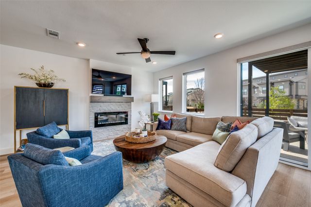 810 Cavitt Court N, Prosper, TX 75078