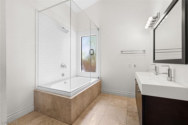 6830 Trinity Court, Las Vegas, NV 89146