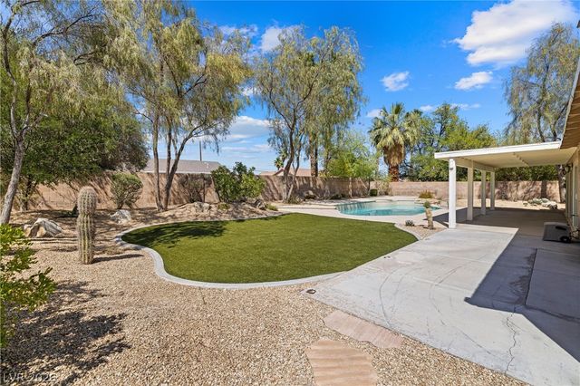 6830 Trinity Court, Las Vegas, NV 89146
