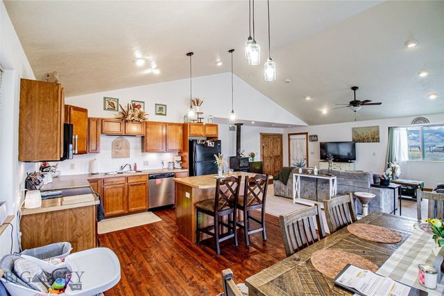 1 Bonanza Place, Whitehall, MT 59759
