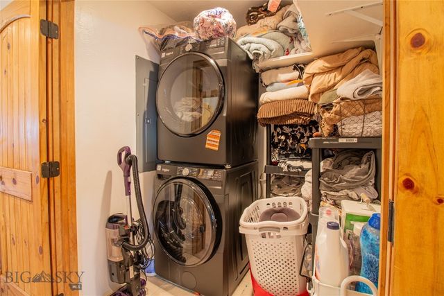 1 Bonanza Place, Whitehall, MT 59759