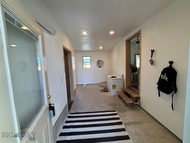 1 Bonanza Place, Whitehall, MT 59759