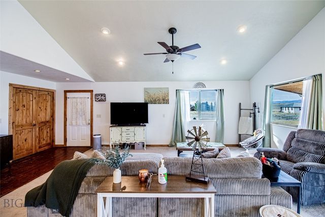 1 Bonanza Place, Whitehall, MT 59759