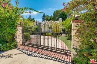 17040 Rancho Street, Encino, CA 91316