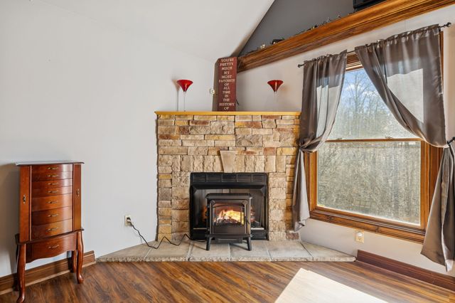 480 Defeated Creek Rd, Centerville, TN 37033