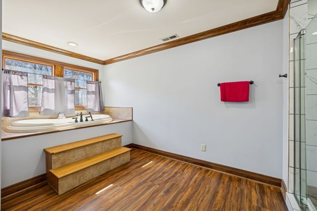 480 Defeated Creek Rd, Centerville, TN 37033