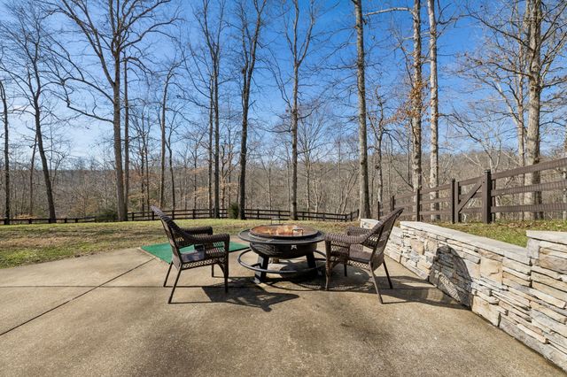 480 Defeated Creek Rd, Centerville, TN 37033