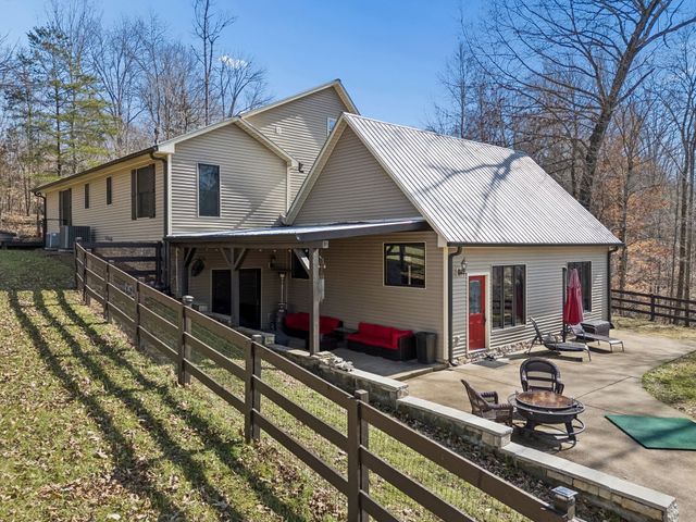 480 Defeated Creek Rd, Centerville, TN 37033