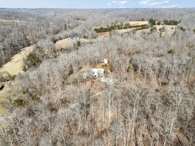 480 Defeated Creek Rd, Centerville, TN 37033