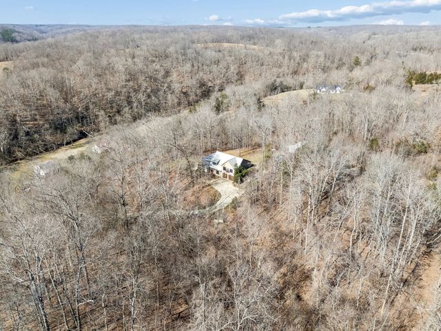 480 Defeated Creek Rd, Centerville, TN 37033