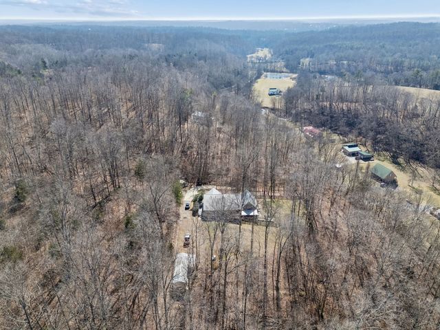 480 Defeated Creek Rd, Centerville, TN 37033