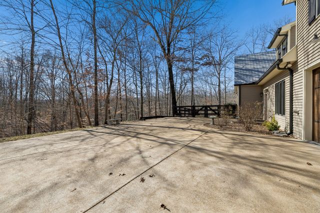 480 Defeated Creek Rd, Centerville, TN 37033
